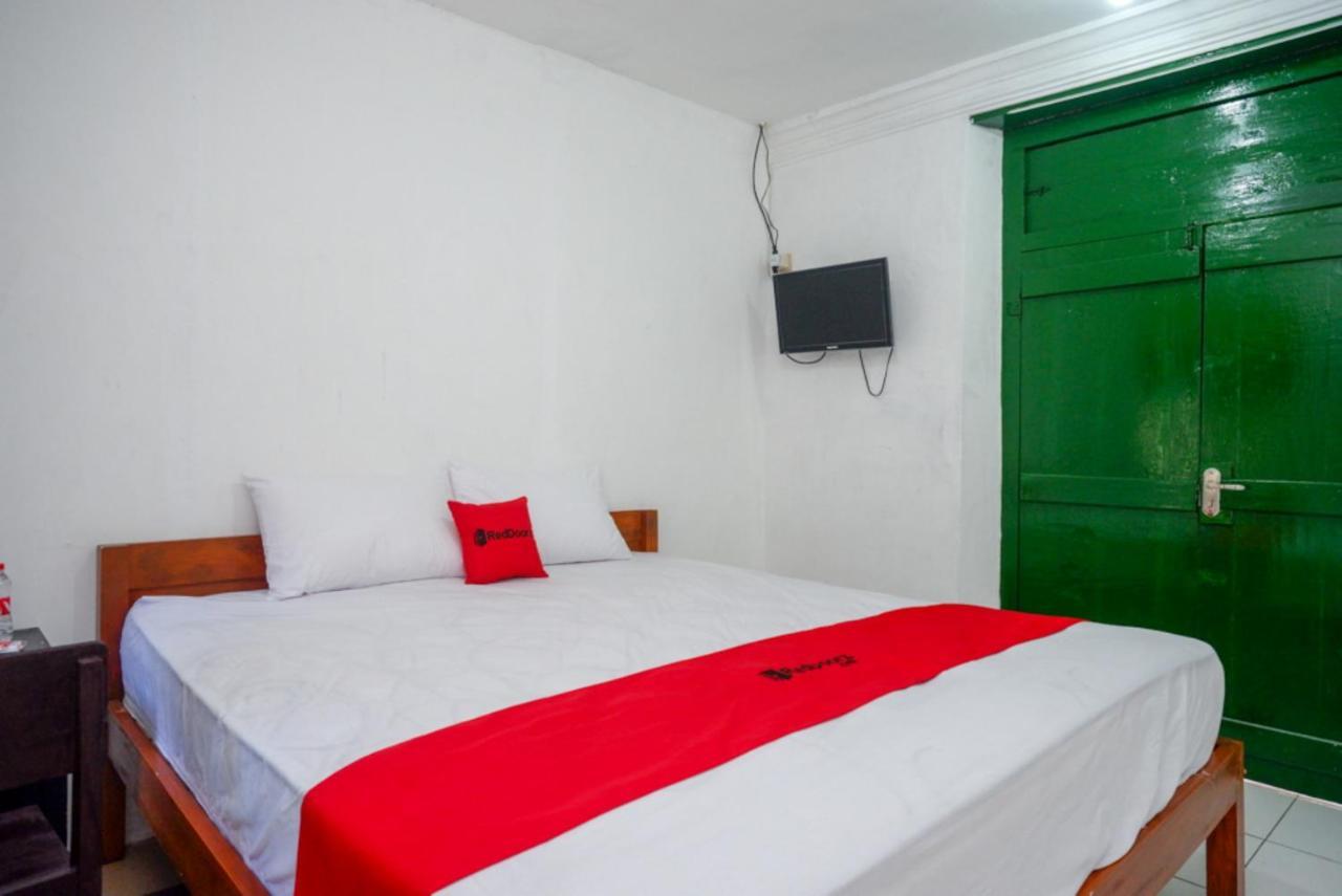 Reddoorz Syariah @ Ndalem Kembang Sore Джокьякарта Экстерьер фото